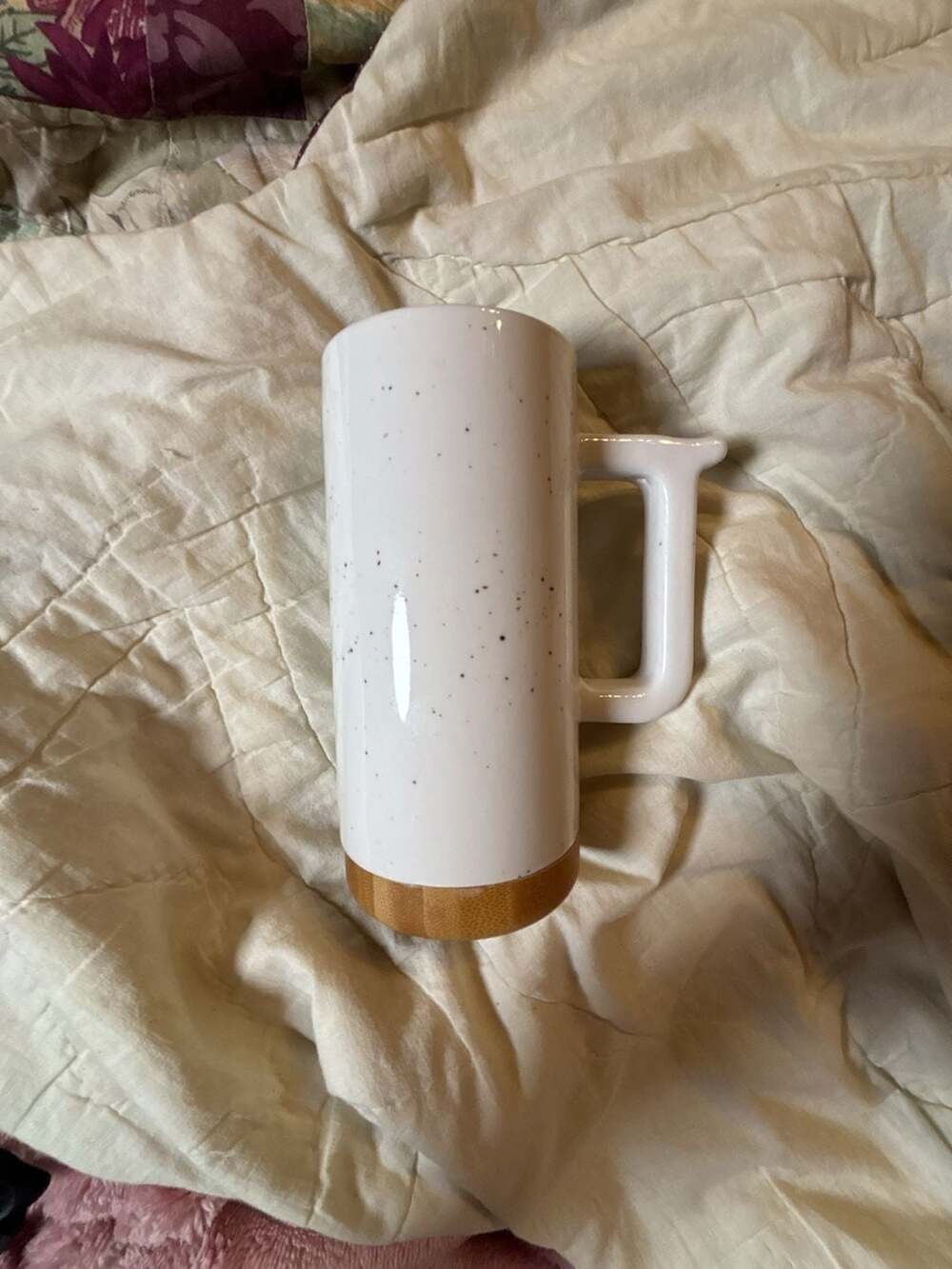 Ello Aspen 16oz Ceramic Travel Mug with Wood Base and Lid, Dusty White Speckled